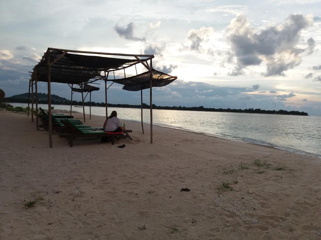 Balenta Bungalow Gili Meno Hotell Eksteriør bilde