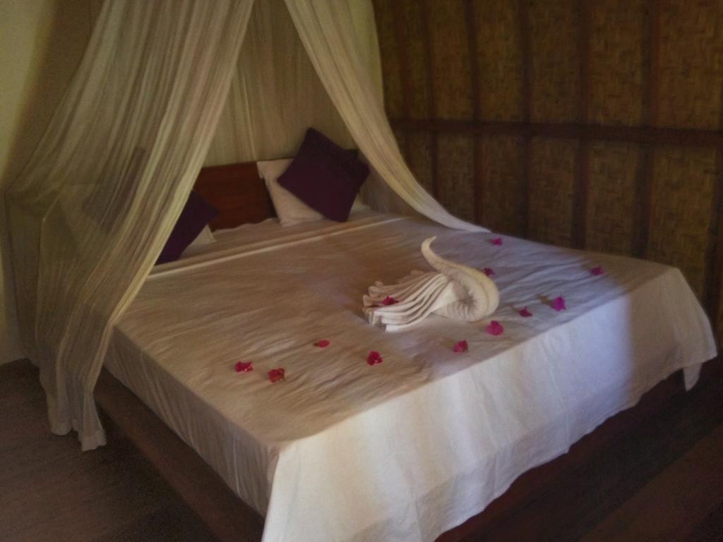 Balenta Bungalow Gili Meno Hotell Eksteriør bilde