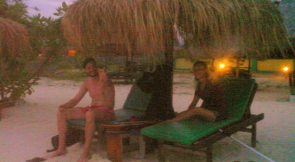 Balenta Bungalow Gili Meno Hotell Eksteriør bilde